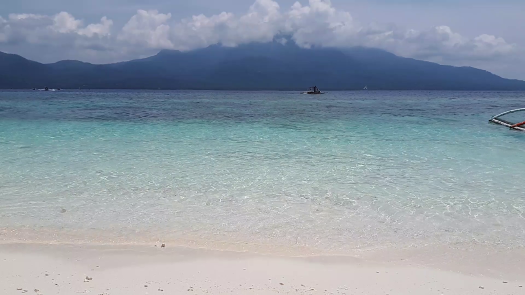 mantigue island camiguin view