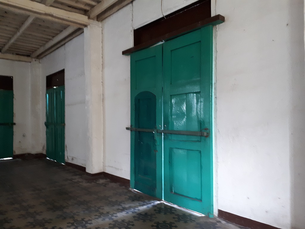 pelaez ancestral house doors